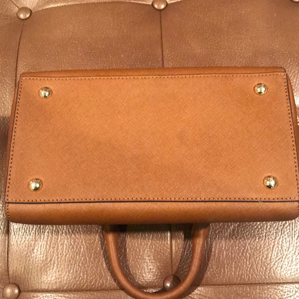 Micheal Kors satchel! - Picture 4 of 4
